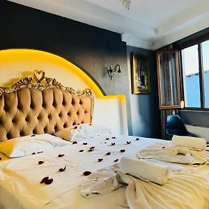Elisa 2* İstanbul